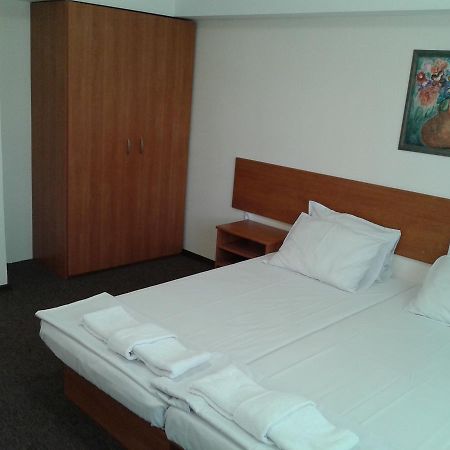 Hotel Stroitel Hisarya Extérieur photo