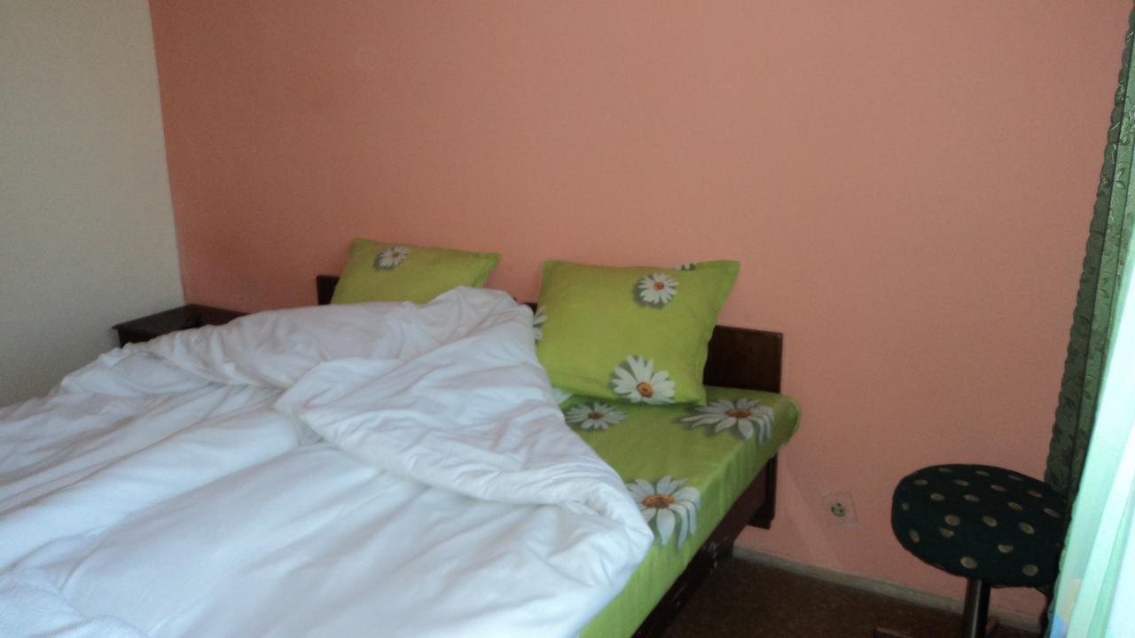 Hotel Stroitel Hisarya Extérieur photo